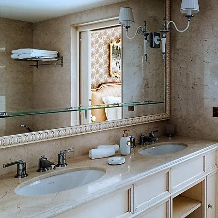 Hotel Splendide Royal - Relais & Chateaux 5*