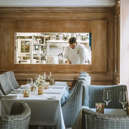 Splendide Royal - Relais & Chateaux パリ