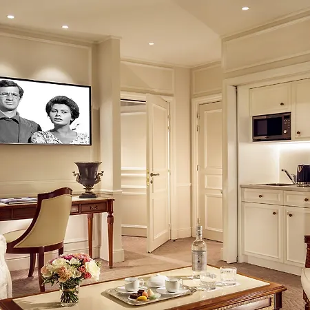 ホテル Splendide Royal - Relais & Chateaux